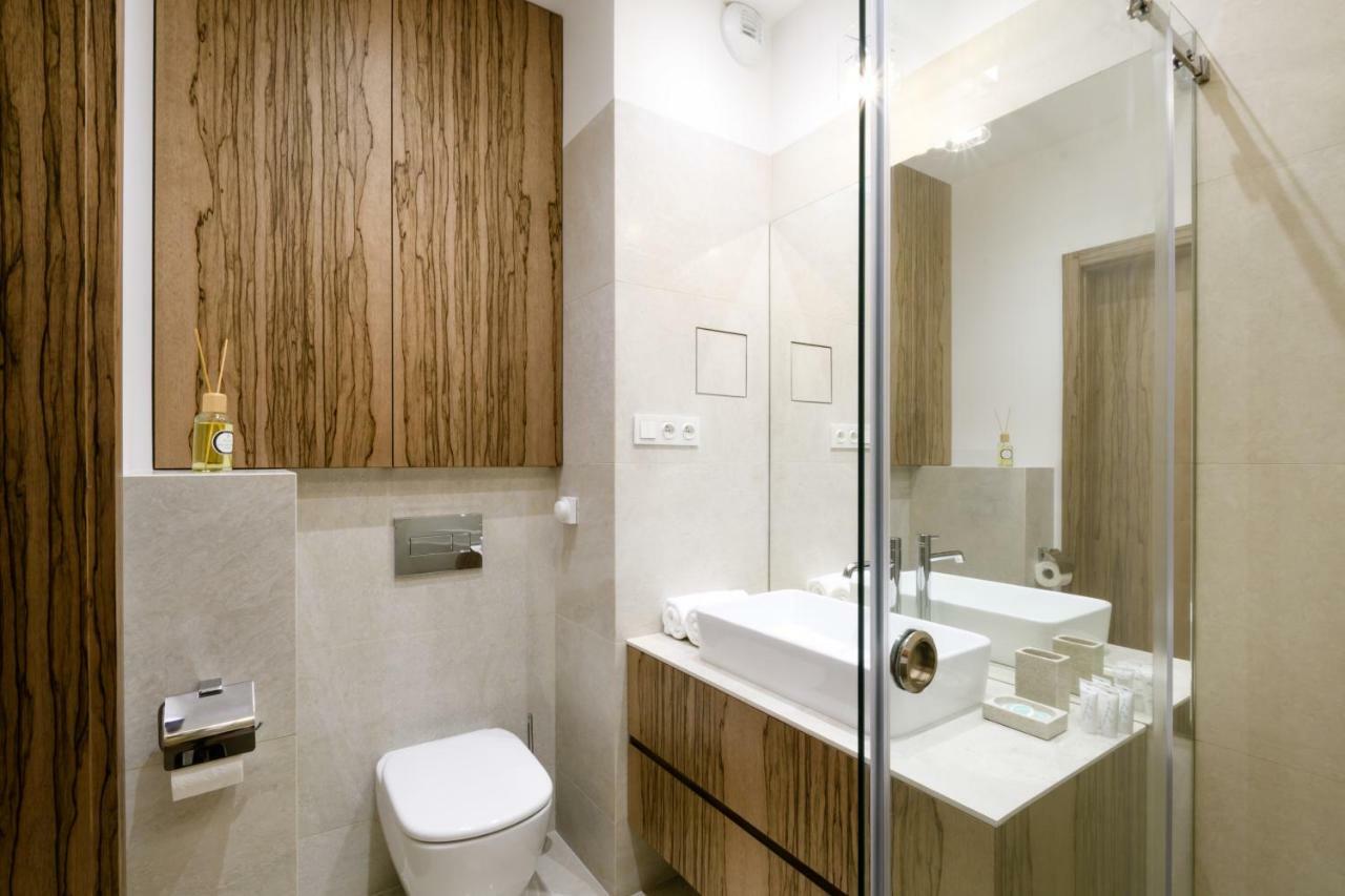 Luxlux Apartments Afara Varşovia Exterior foto